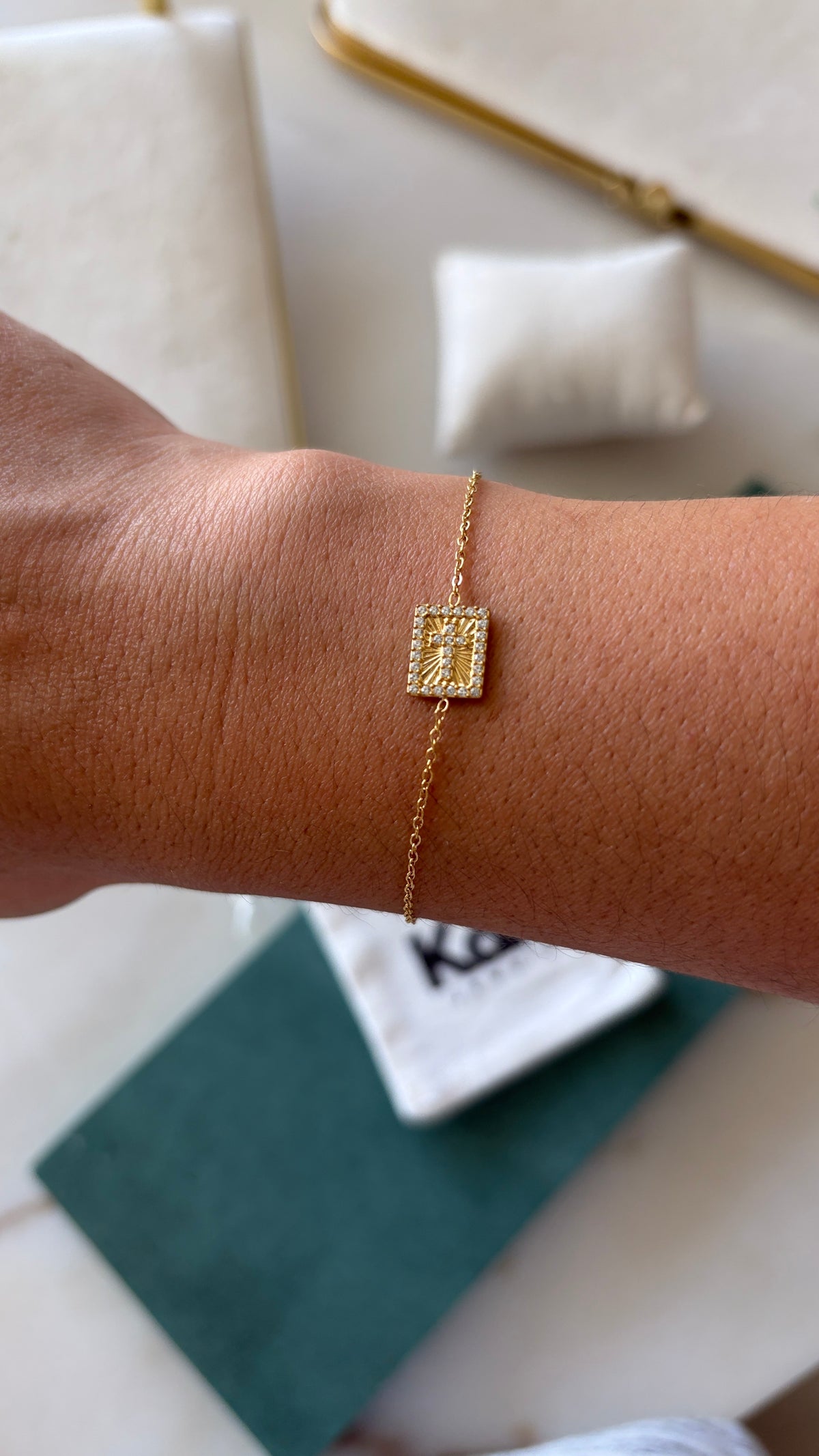Pulseira | Cruz cravejada